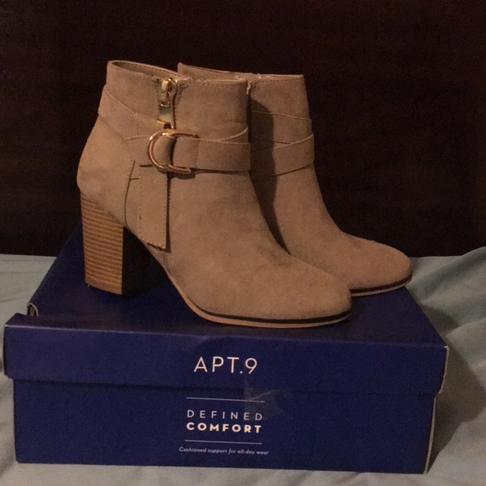 Apt 9 boots